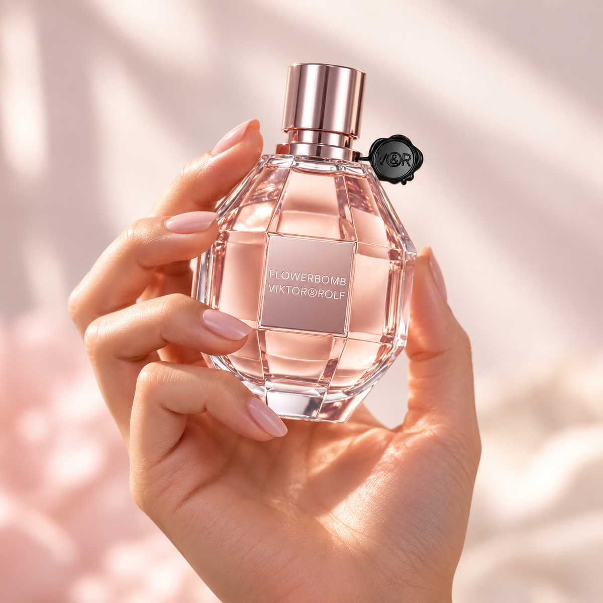 Viktor & Rolf Flowerbomb Eau de Parfum for Women 3.4 Ounce